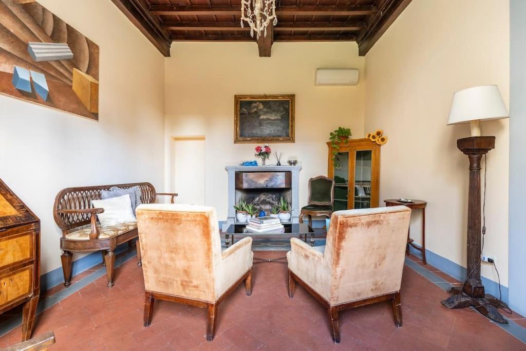Ginny'S House- Borgo La Croce Luxury Apartment فلورنس المظهر الخارجي الصورة